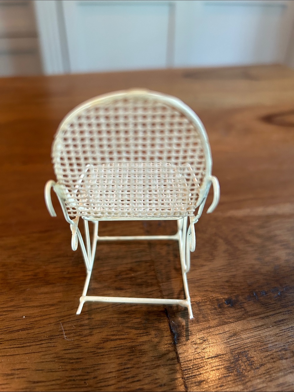Vtg White Metal Mesh Rocking Chair, Dollhouse Furniture - Picture 4 of 5